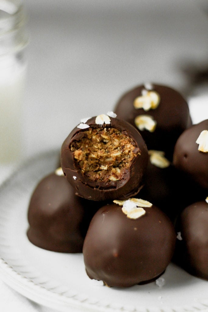 Healthy Peanut Butter Truffles