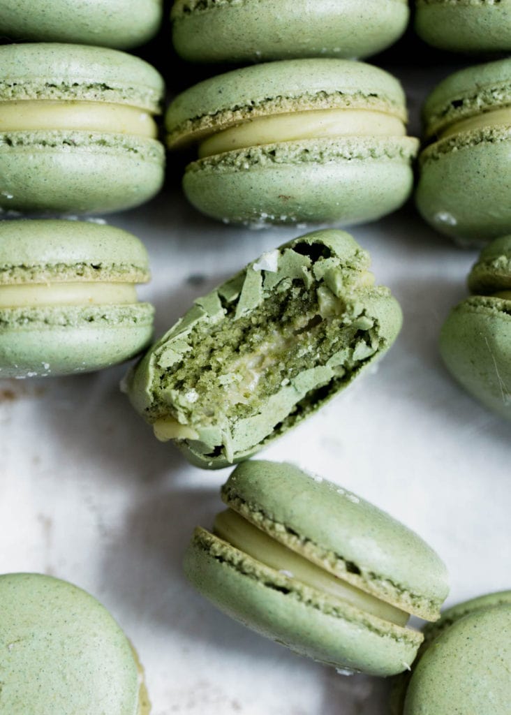 pistachio macarons