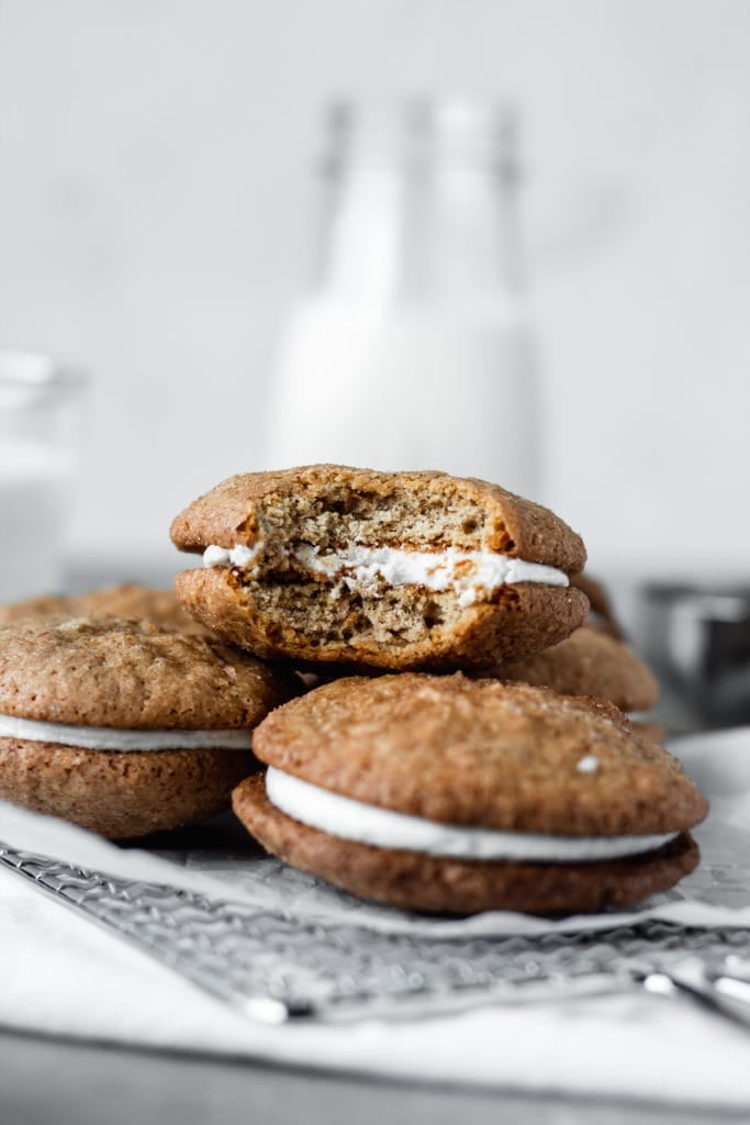 Banana Bread Sandwich Cookie Bite