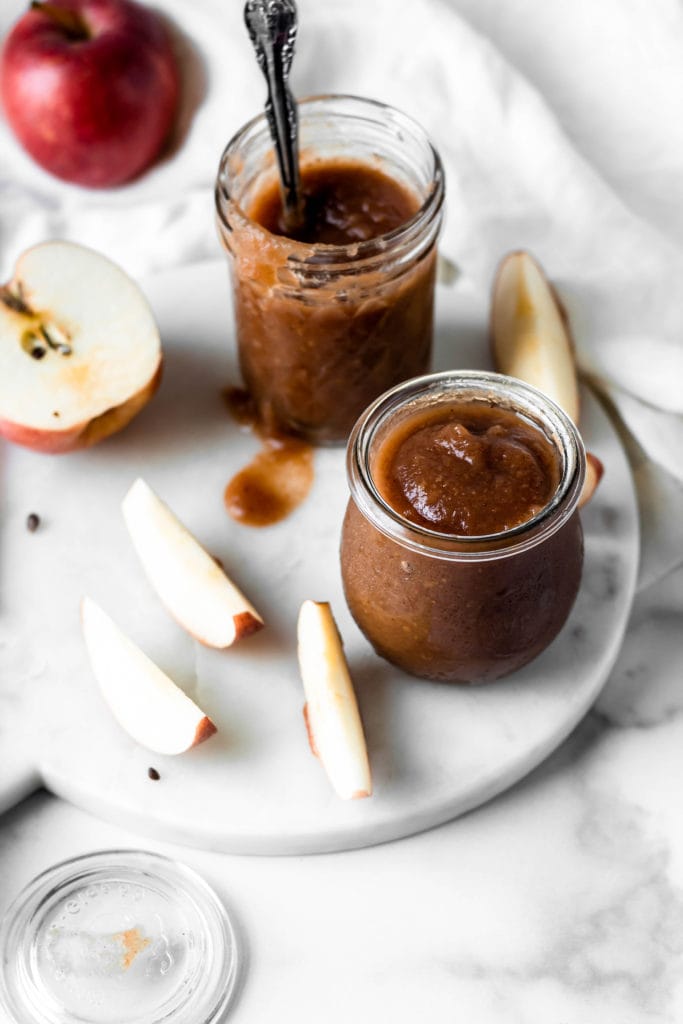 apple slices and 2 jars