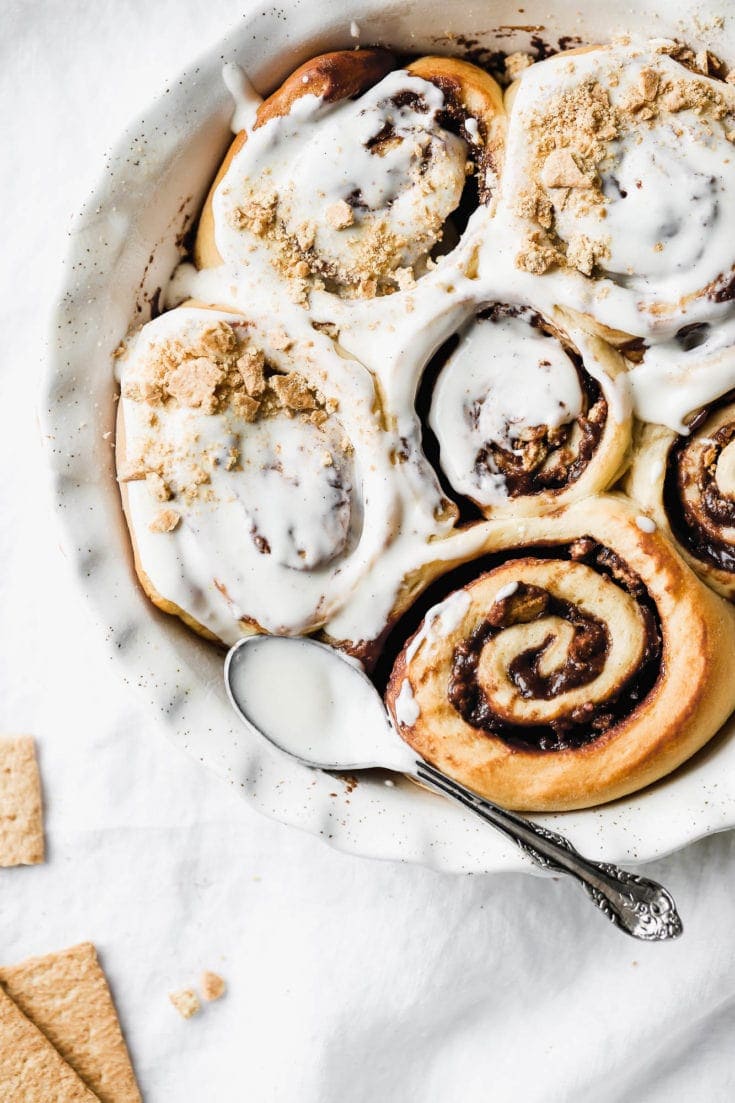 s'mores cinnamon rolls