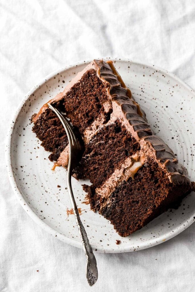 chocolate caramel cake