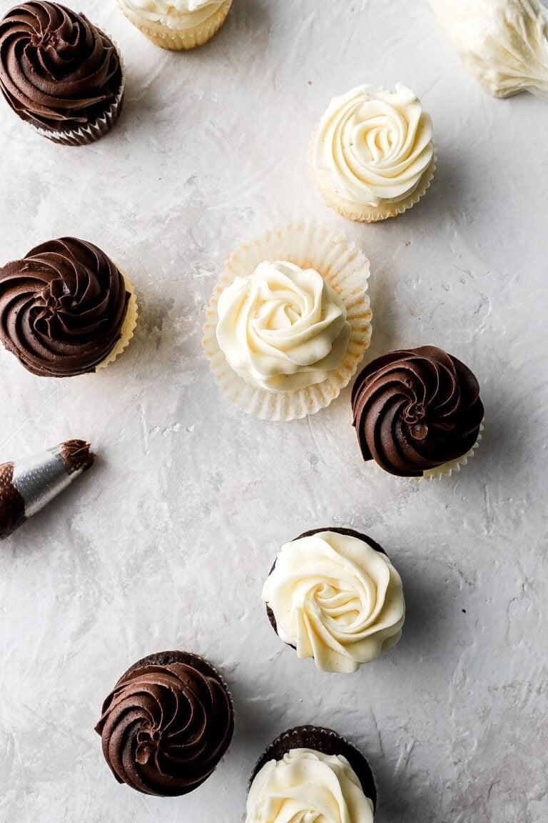 Small Batch Cupcakes (Chocolate And Vanilla Recipe) - Baran Bakery