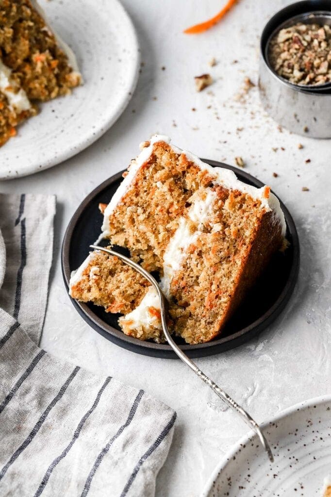 carrot cake with cream cheese frosting