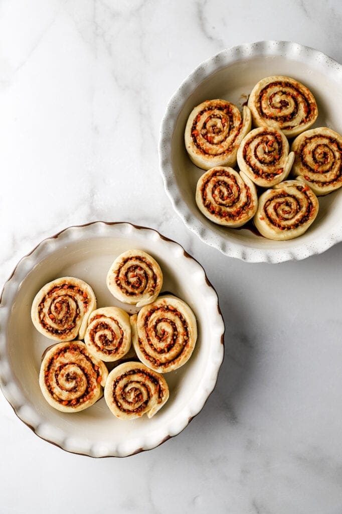 Caramelized White Chocolate Cinnamon Rolls - Baran Bakery