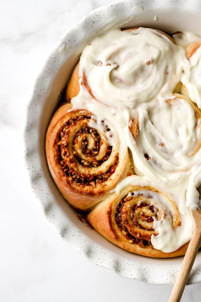 Carrot Cake Cinnamon Rolls With Cream Cheese Icing Baran Bakery