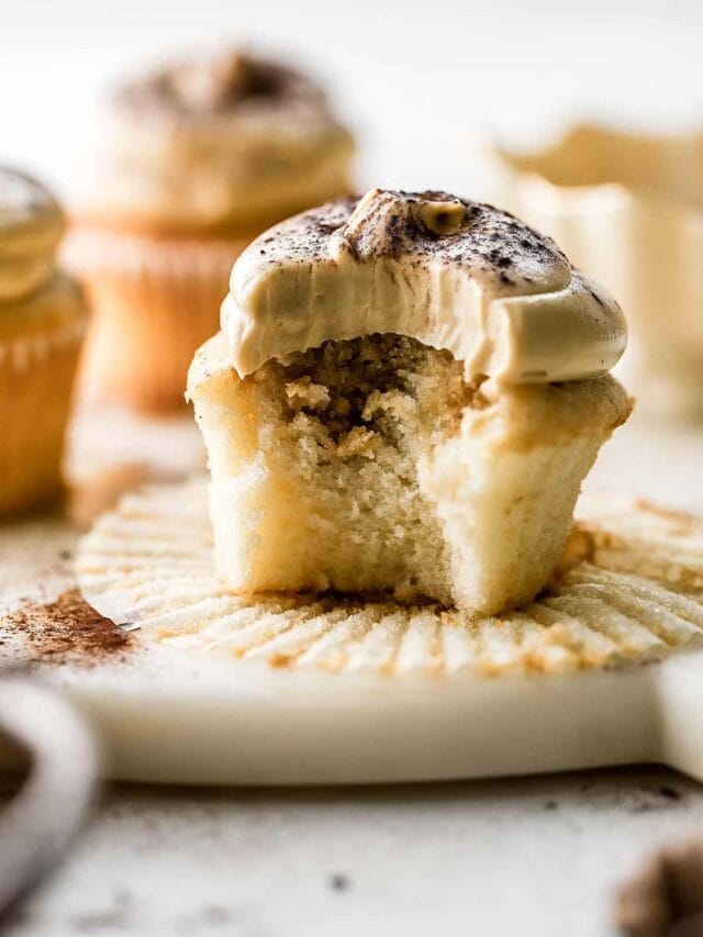 cropped-vanilla-latte-cupcakes-7.jpg