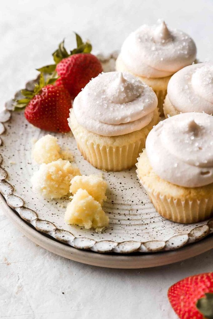 strawberries and cream cupcakes