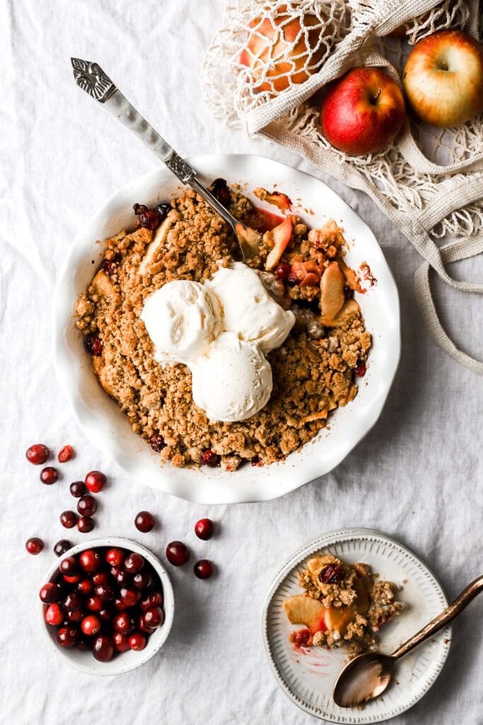 apple cranberry crisp