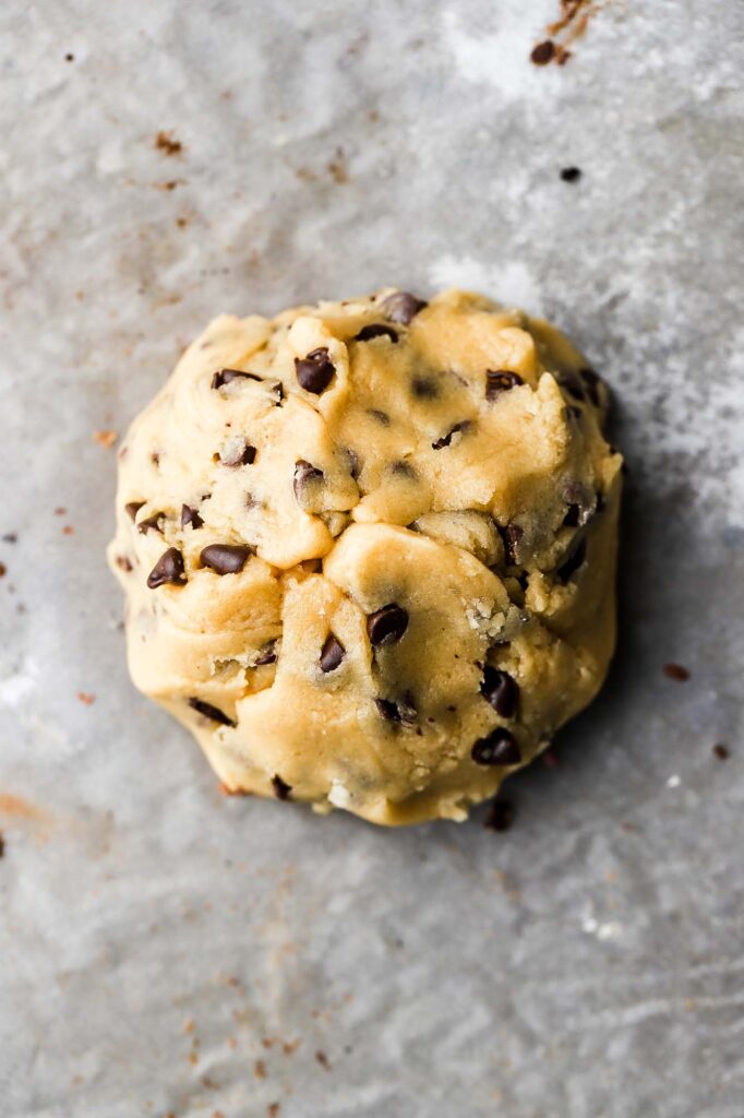 wrap the cookie dough around the chocolate