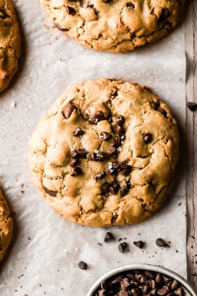 baked caramel chocolate chip cookies