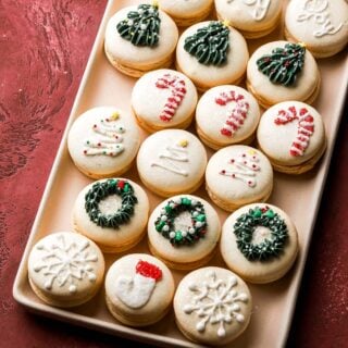 christmas macarons