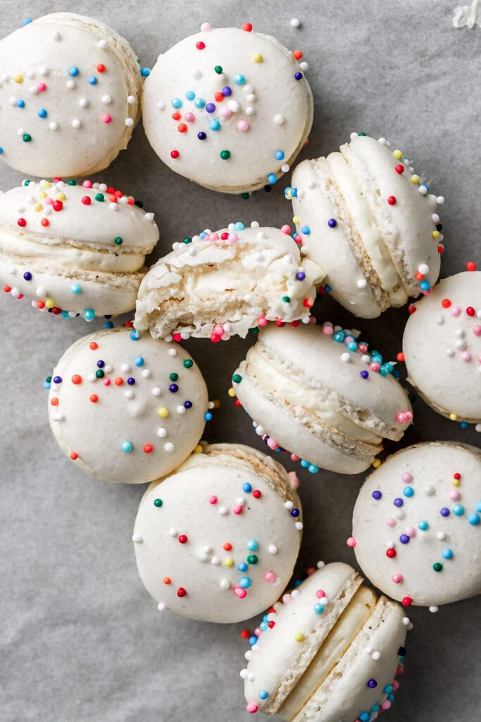 vanilla macarons