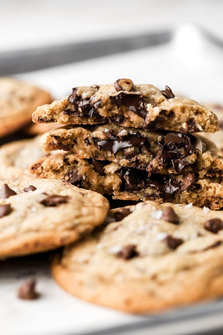 Best Bakery Style Chocolate Chip Cookies Recipe