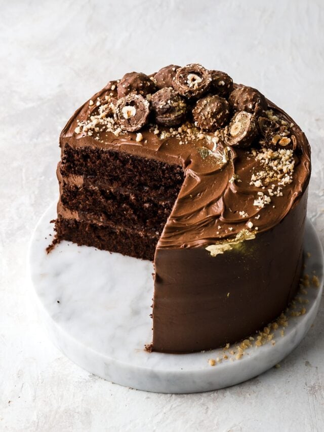 cropped-ferrero-rocher-cake-11.jpg