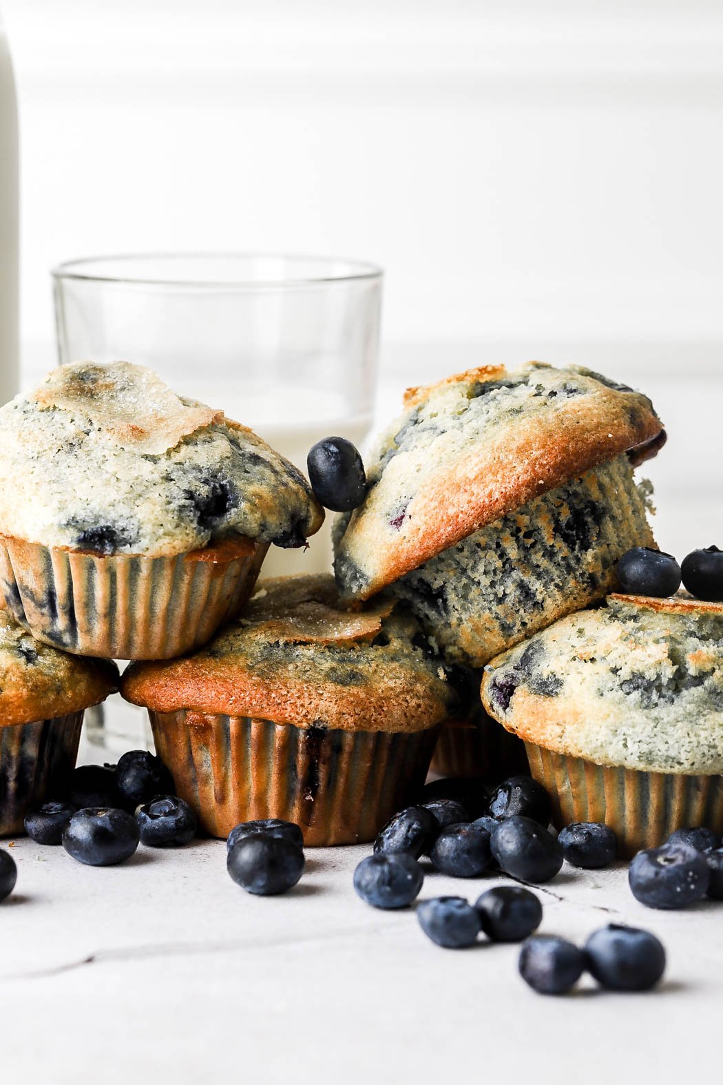 fluffy blueberry muffins