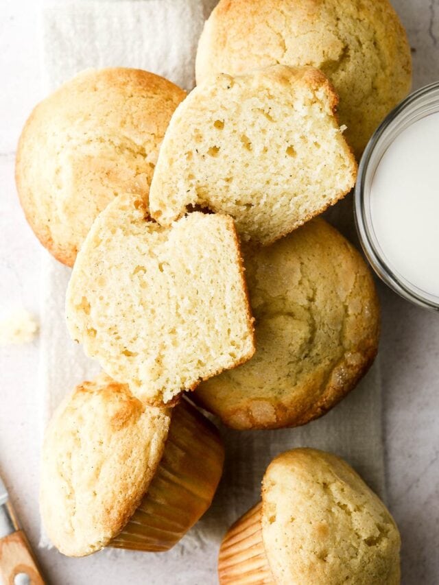 inside crumb of vanilla muffins