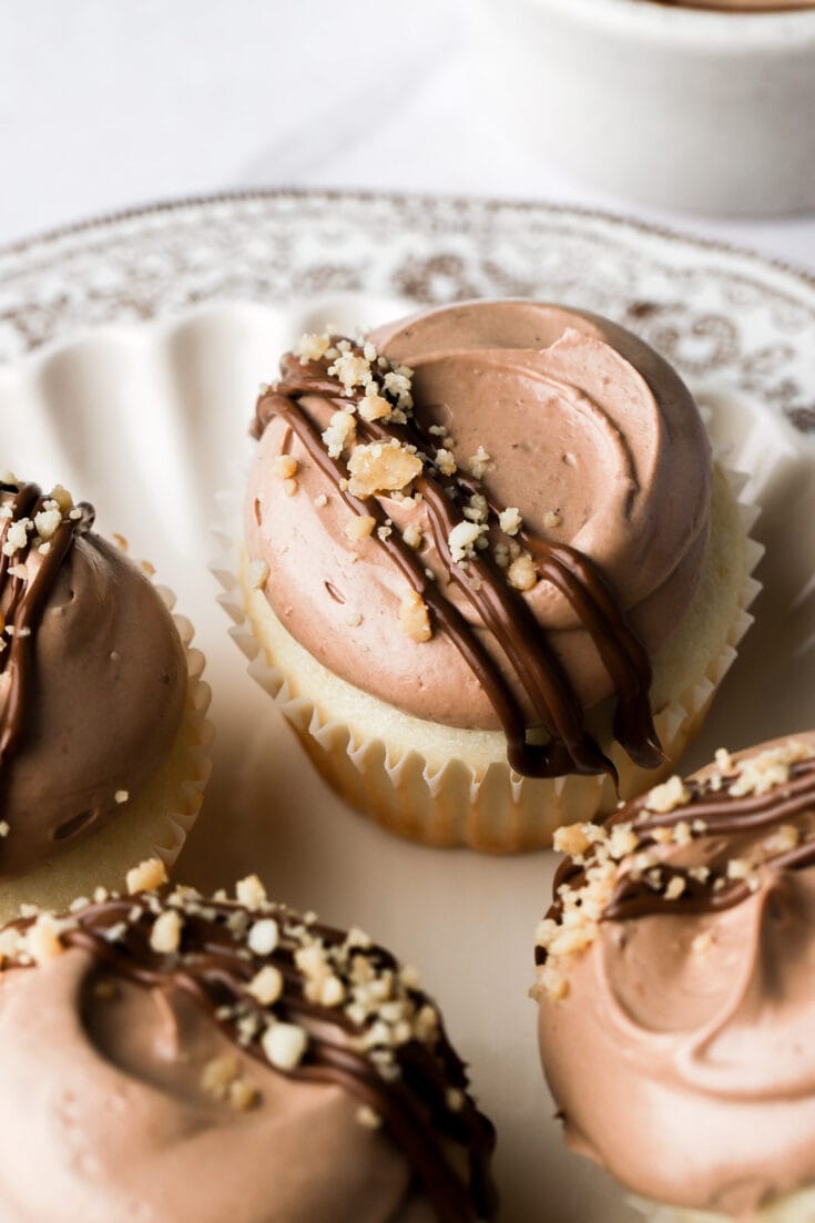 nutella cupcakes with nutella buttercream