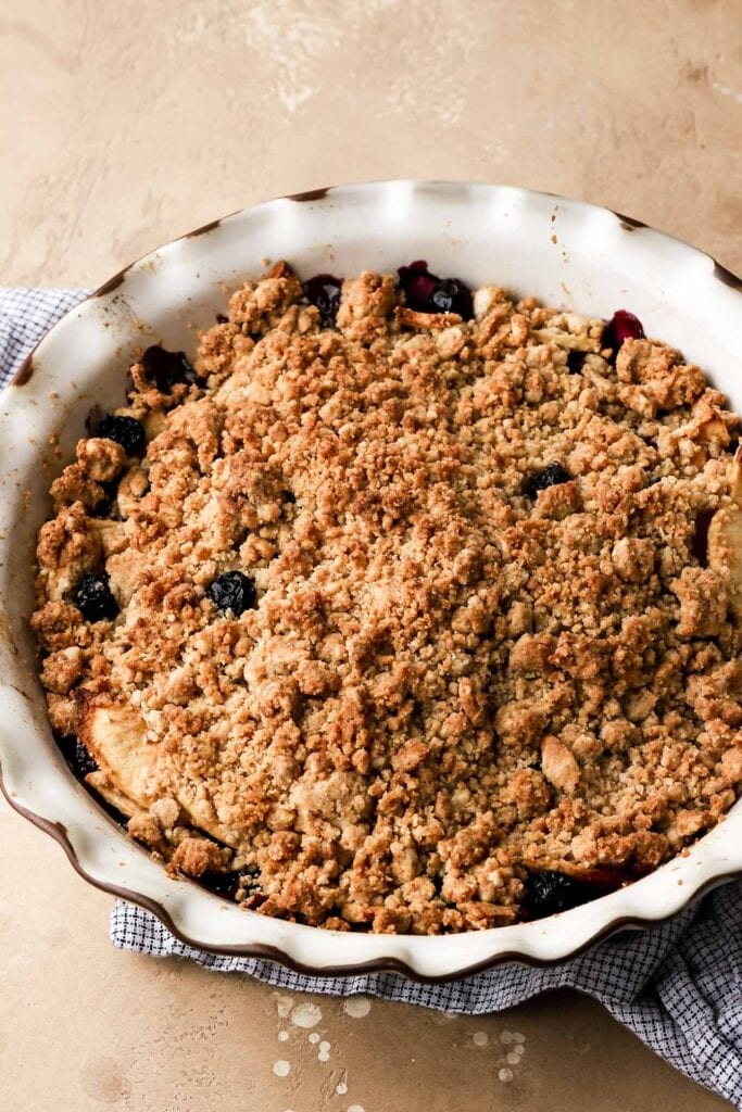 Blueberry and Apple Crumble - Baran Bakery