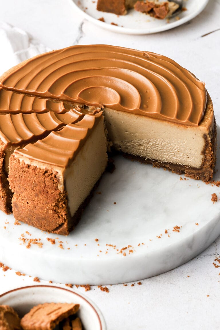 biscoff cheesecake, sliced with cookie butter swirl