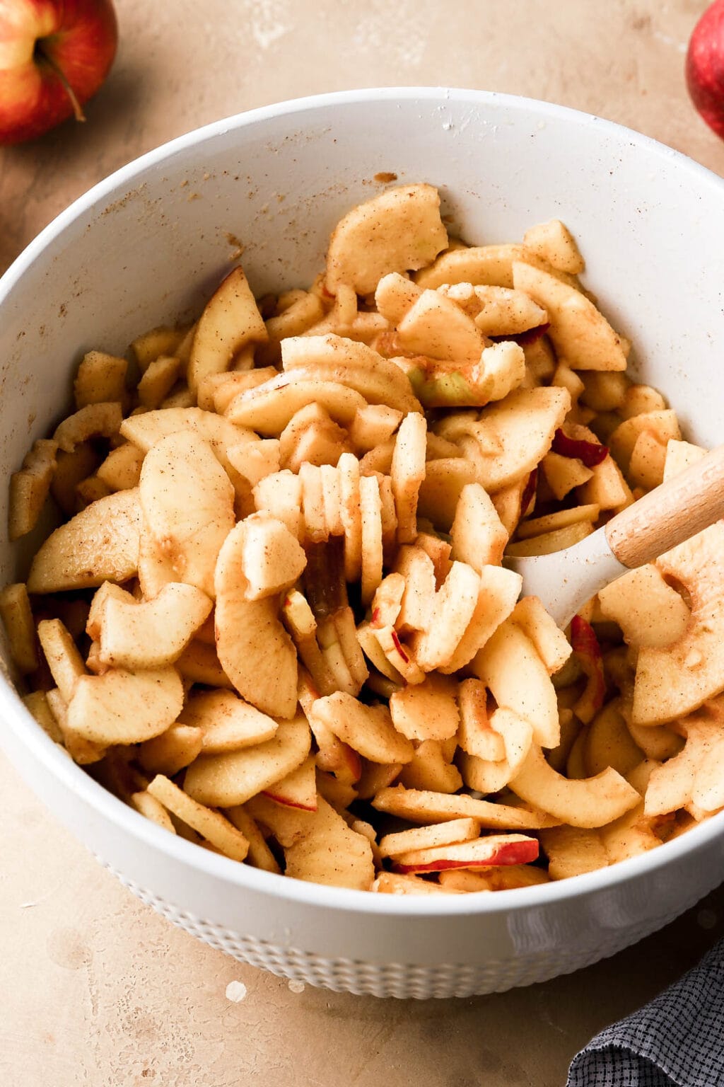 Apple Pie With Puff Pastry - Baran Bakery