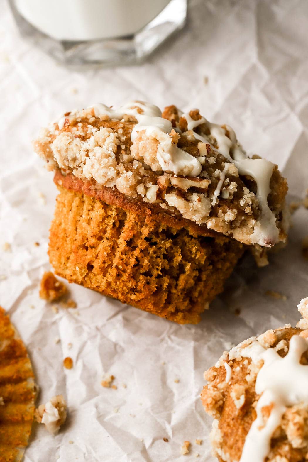 pumpkin streusel muffins