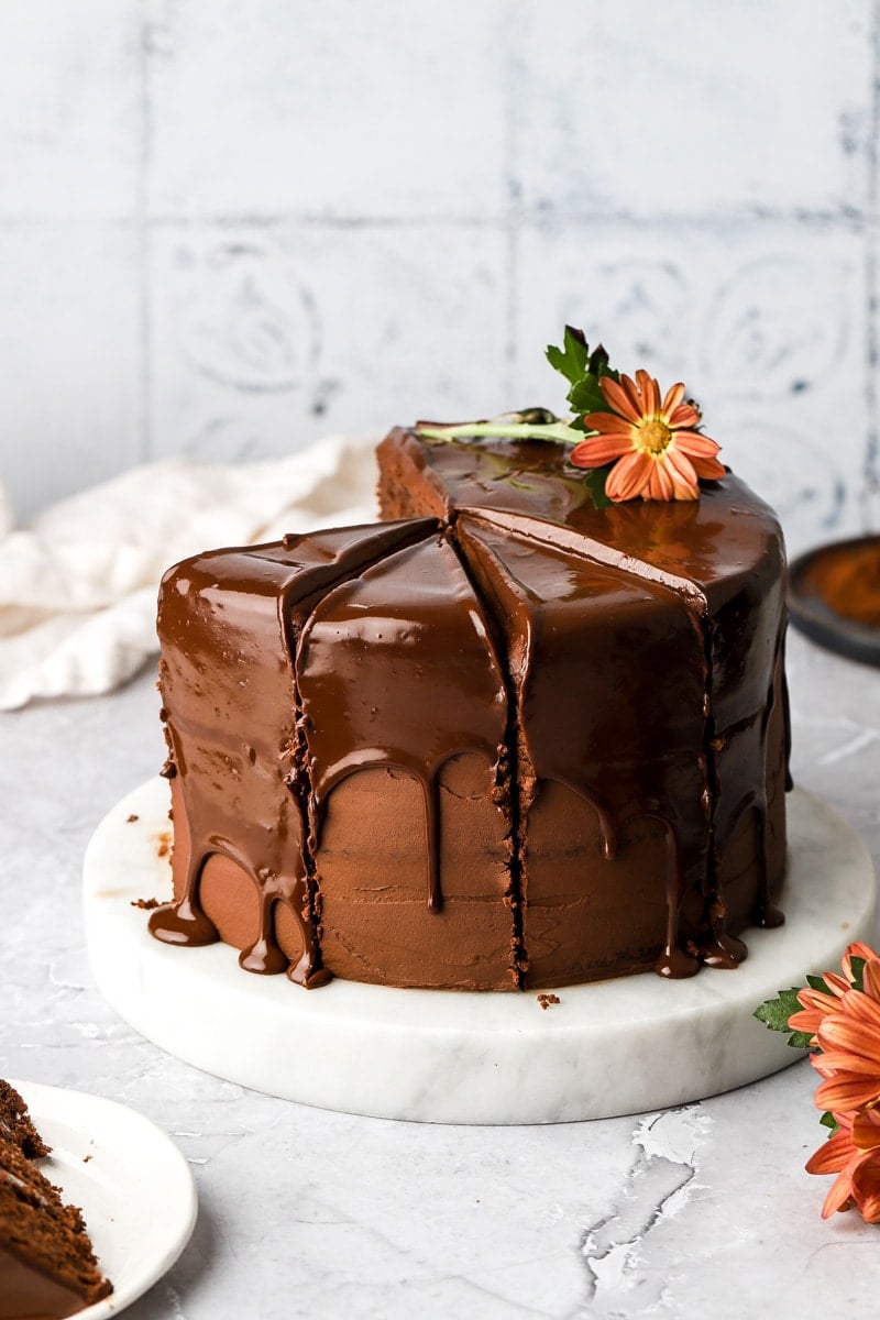 chocolate drip on chocolate cake