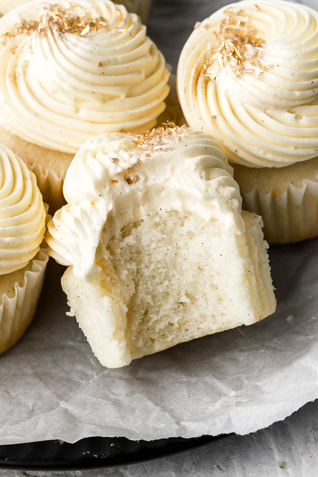 vanilla cupcakes with vanilla buttercream