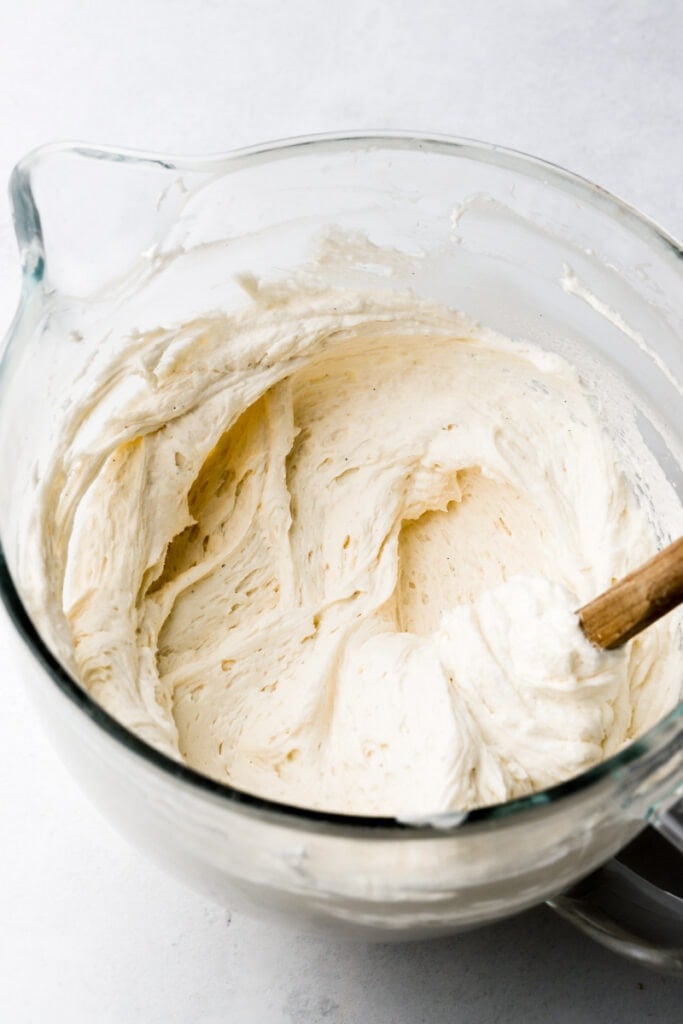 whipped buttercream for cake