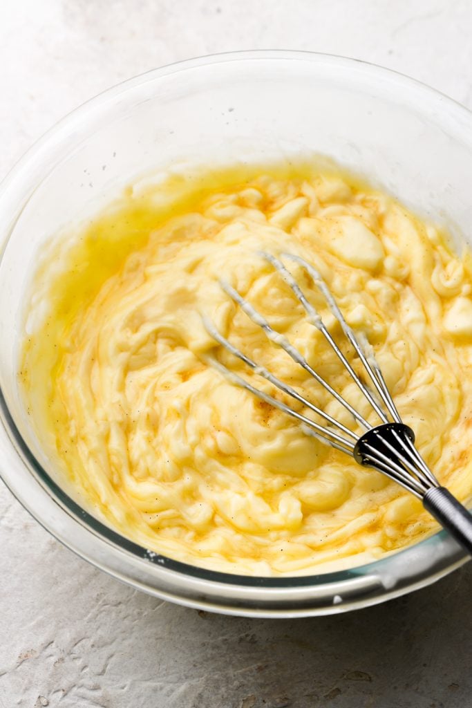 pastry cream splits when you add butter but comes back together as you whisk it