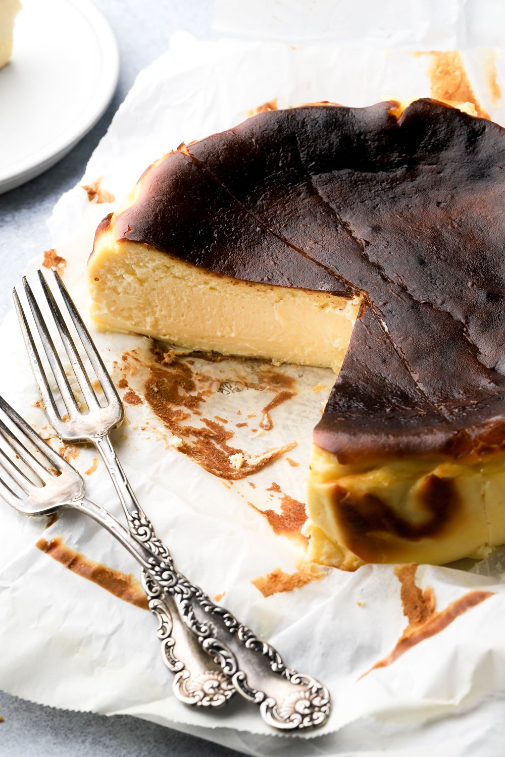 San Sebastian Cheesecake (Burnt Basque Cheesecake) - Baran Bakery