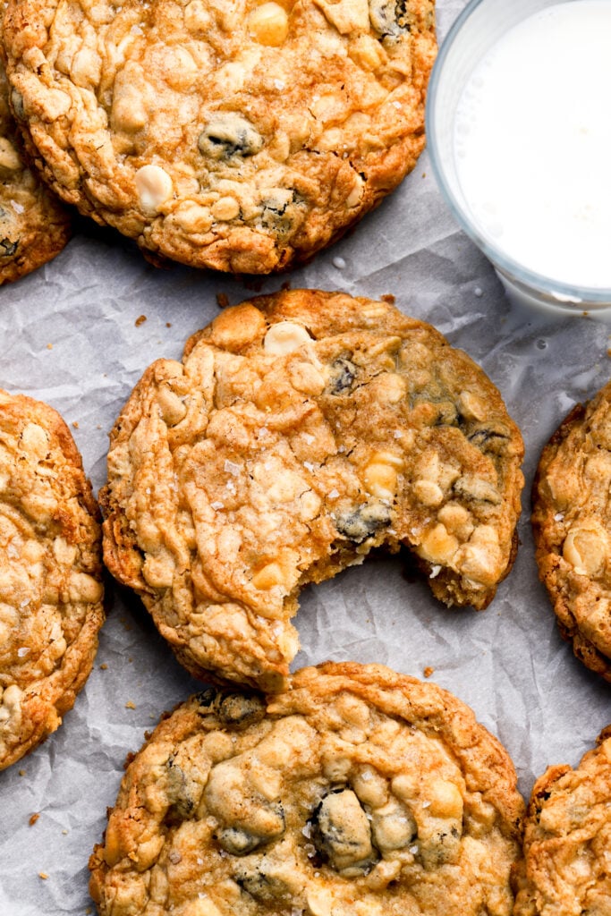 white chocolate oatmeal cookies