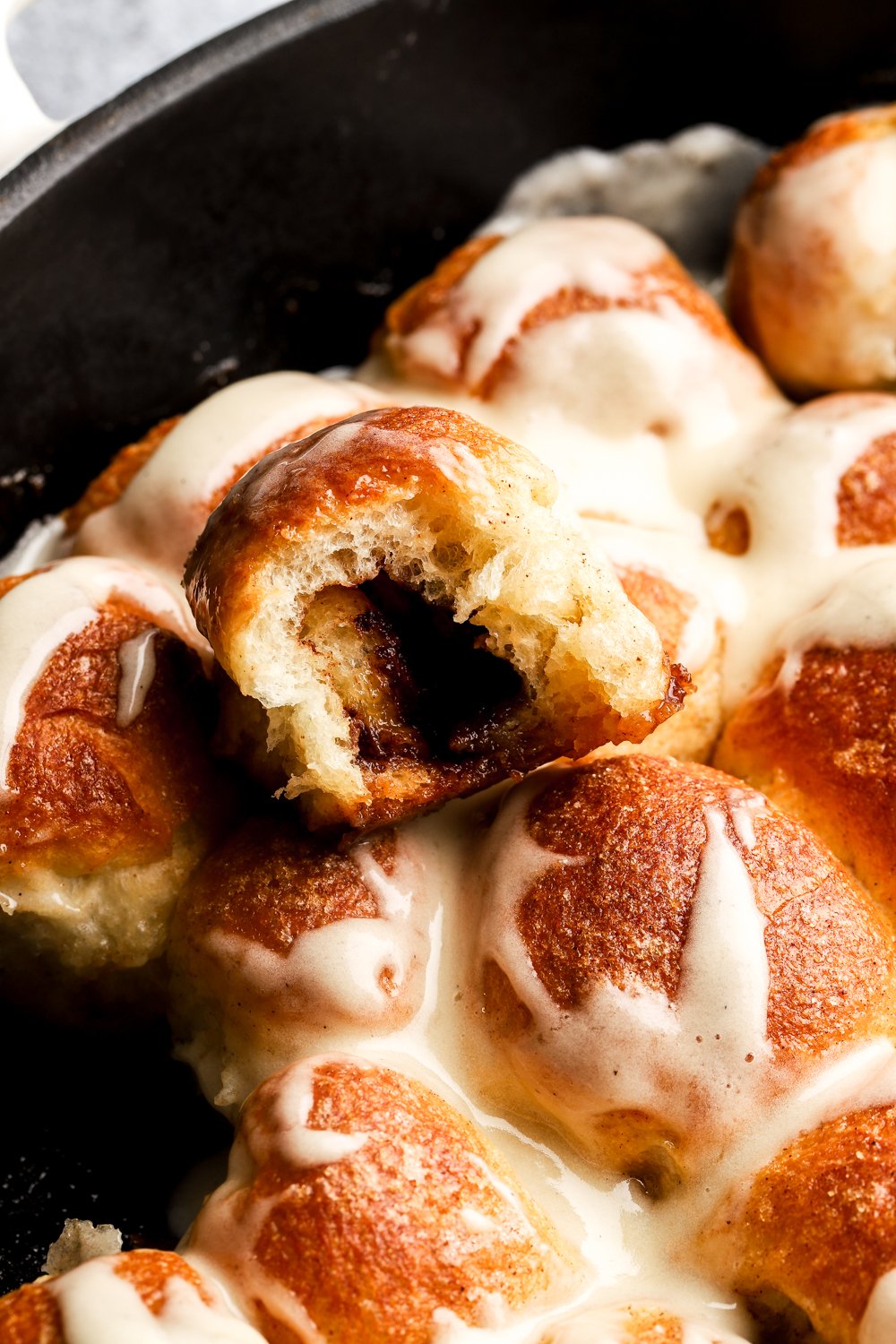 Stuffed Monkey Bread Skillet Baran Bakery