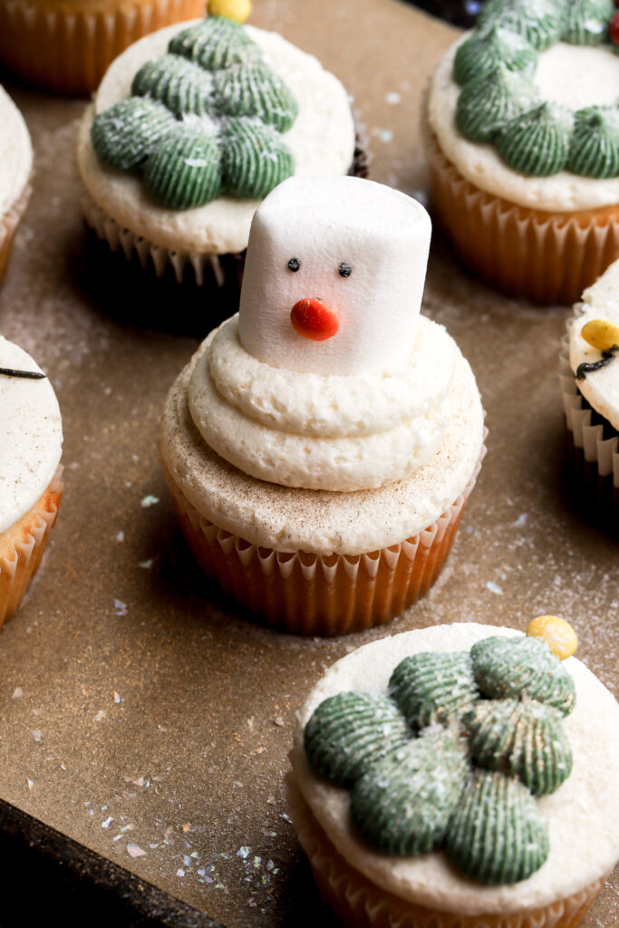 snowman christmas cupcake