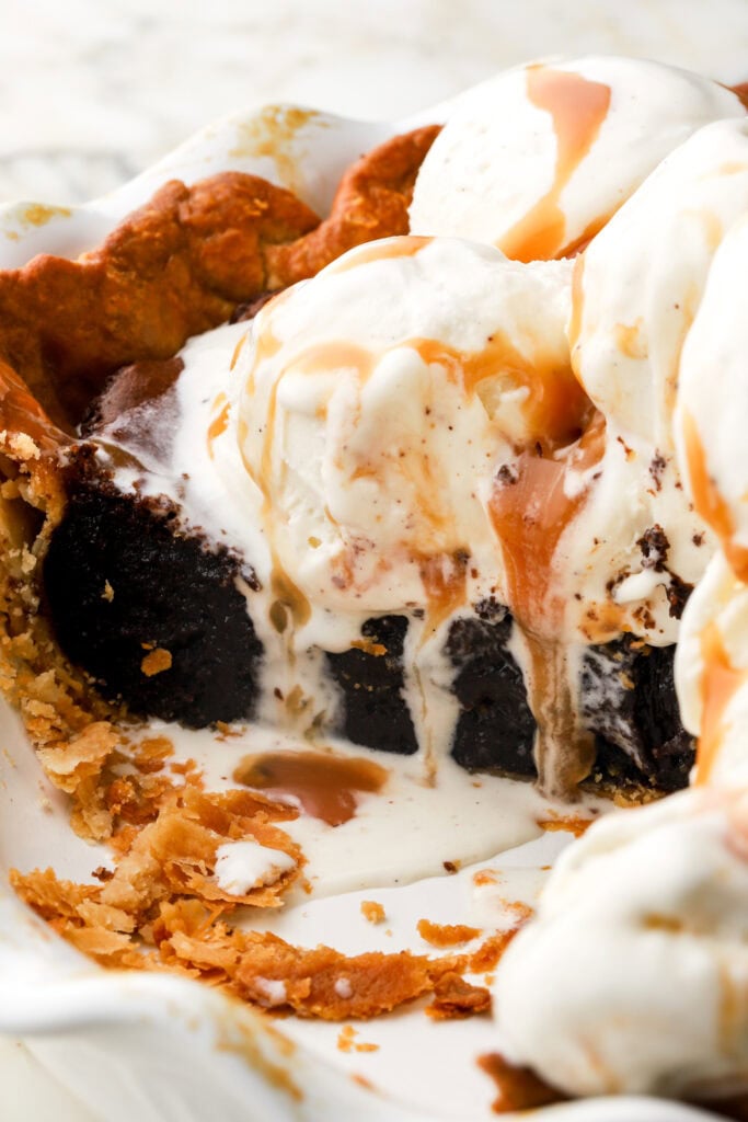 close up of brownie pie in pie dish