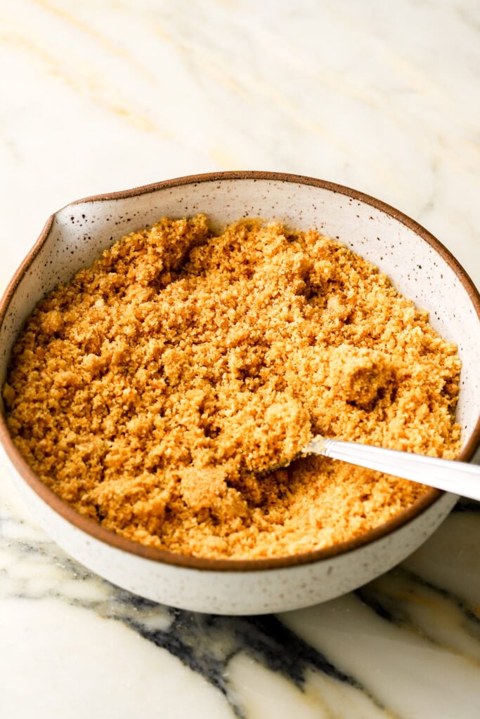 Vanilla wafers crushed with melted butter